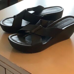 Black, Donald Pliner, platform sandal